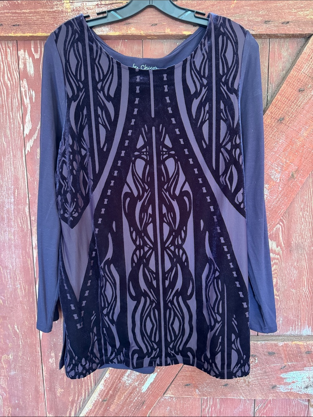 Chico’s purple velour pattern front overlay stretch long sleeve top Size 1 (med)